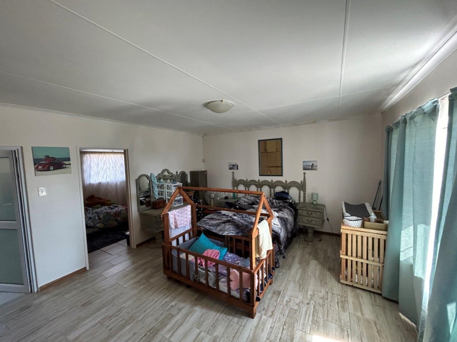 9 Bedroom Property for Sale in Jeffreys Bay Central Eastern Cape